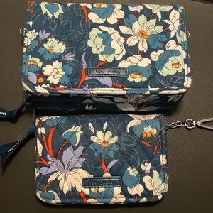 Vera Bradley crossbody wallet and mini wallet